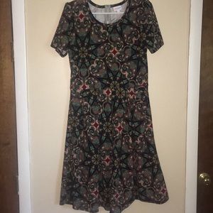 *GORGEOUS* patterned Lularoe Amelia